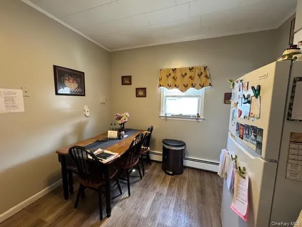 $2,350 | 223 Hudson Street, Unit 2, Cornwall-on-Hudson, NY 12520