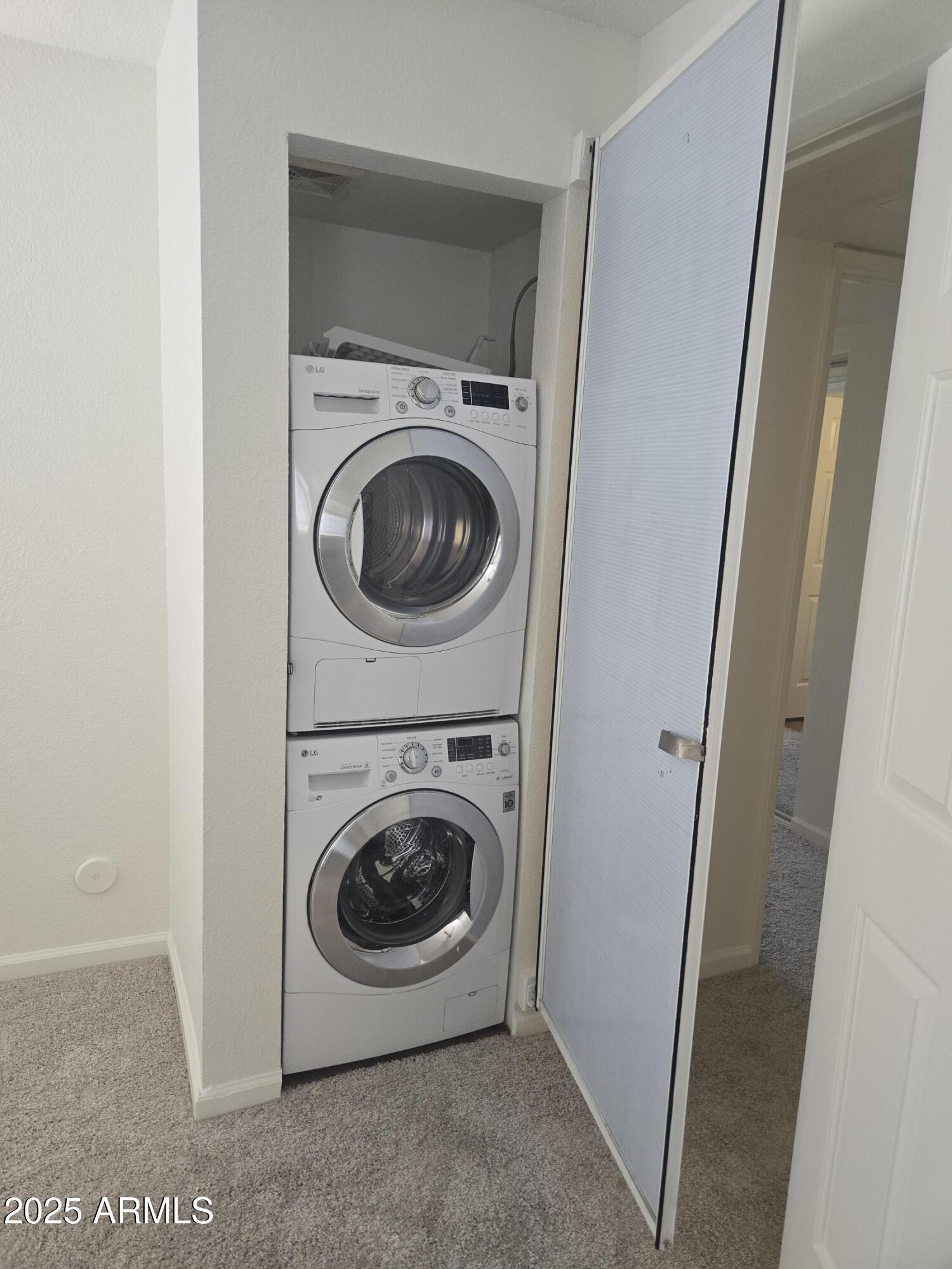 1720 East Thunderbird Road, Unit 2094 Phoenix, AZ 85022 - Photo 21 of 36 a utility room with dryer and washer