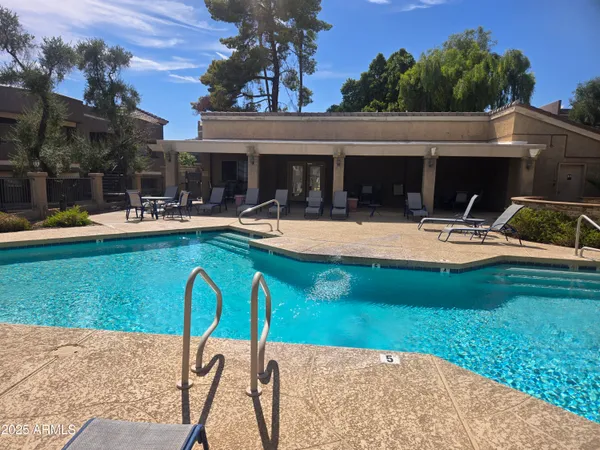 $229,900 | 1720 East Thunderbird Road, Unit 2094, Phoenix, AZ 85022