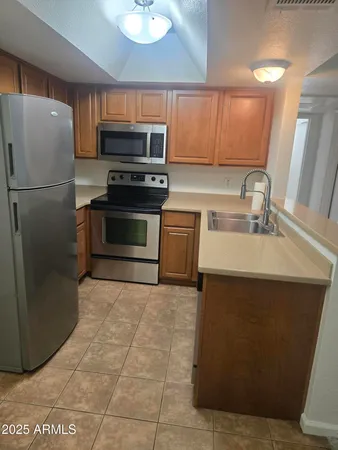 $229,900 | 1720 East Thunderbird Road, Unit 2094, Phoenix, AZ 85022