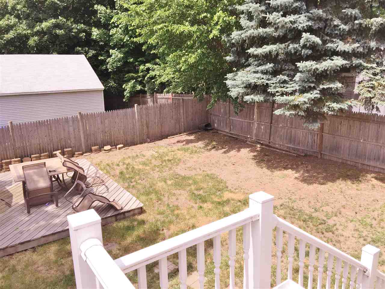 128 Mammoth Road Manchester, NH 03103 - Photo 23 of 24
