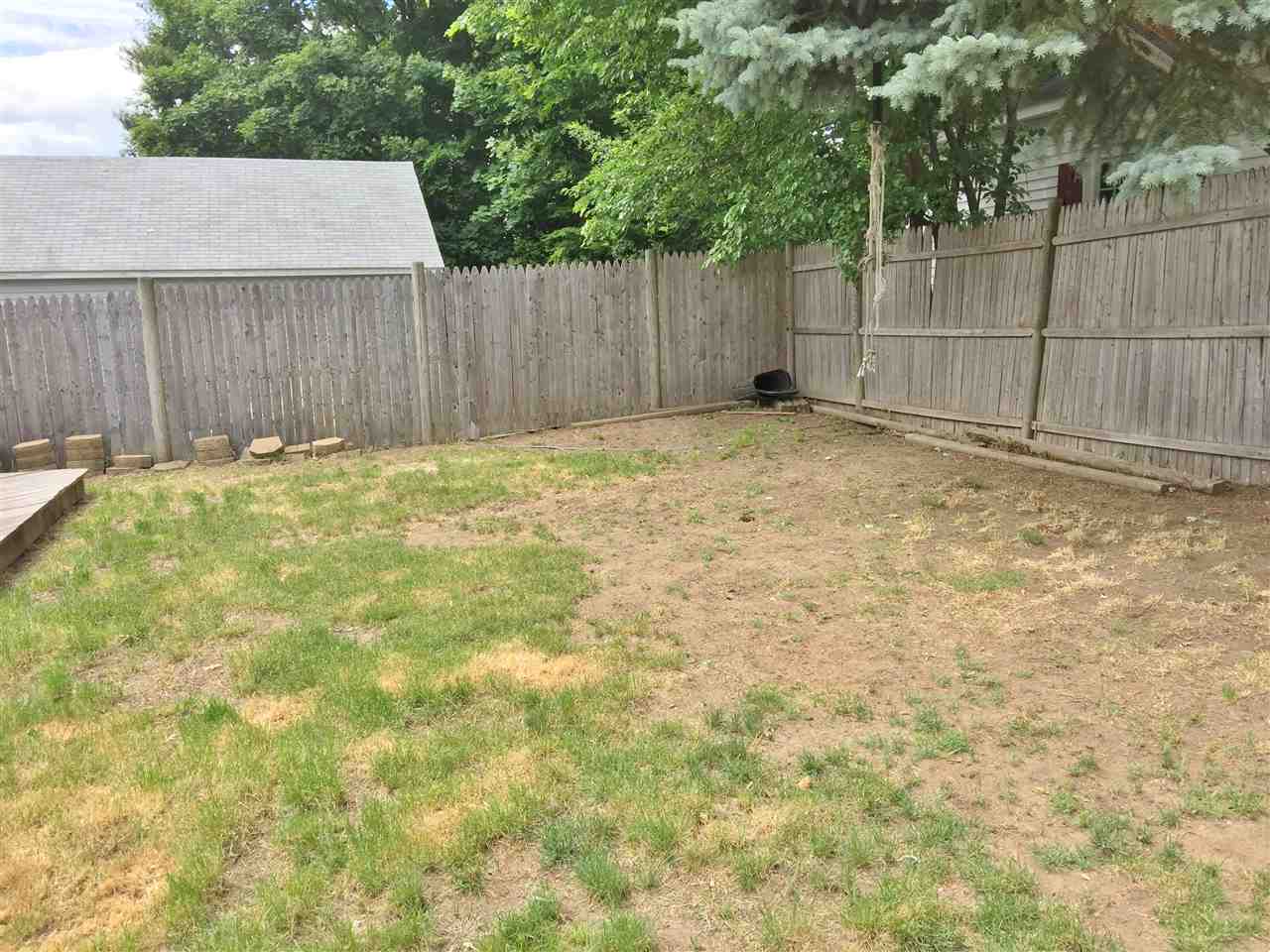 128 Mammoth Road Manchester, NH 03103 - Photo 24 of 24