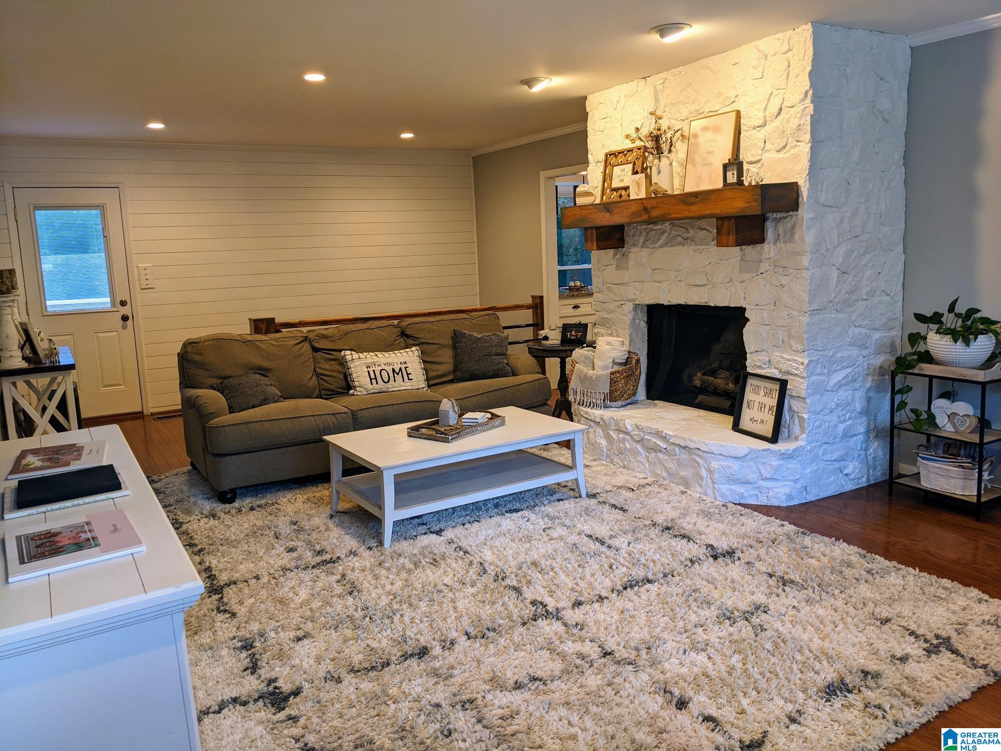 1789 Village Springs Road Springville, AL 35146 - Photo 4 of 33