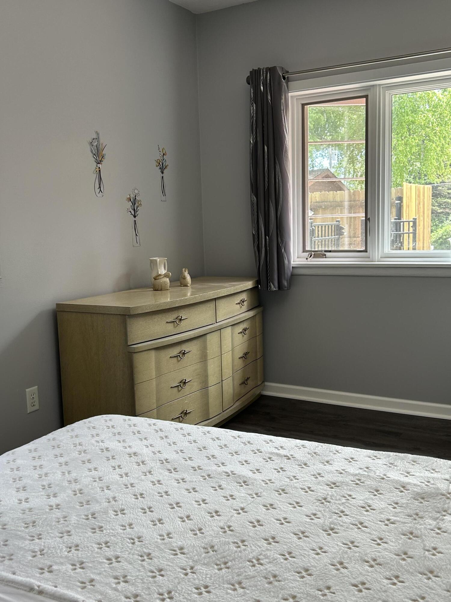 4522 County Line Road Mount Pleasant, WI 53403 - Photo 14 of 25 Jose Pedroza - 14Masterbedroom
