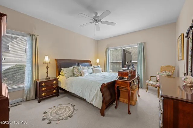 $499,990 | 202 Geneva Court, New Bern, NC 28562