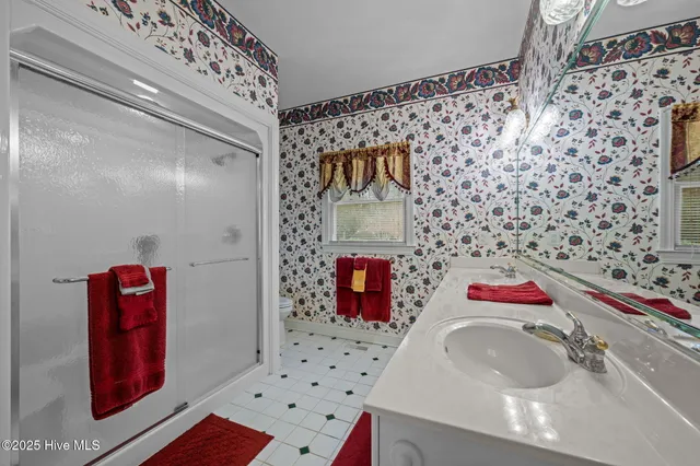 $499,990 | 202 Geneva Court, New Bern, NC 28562