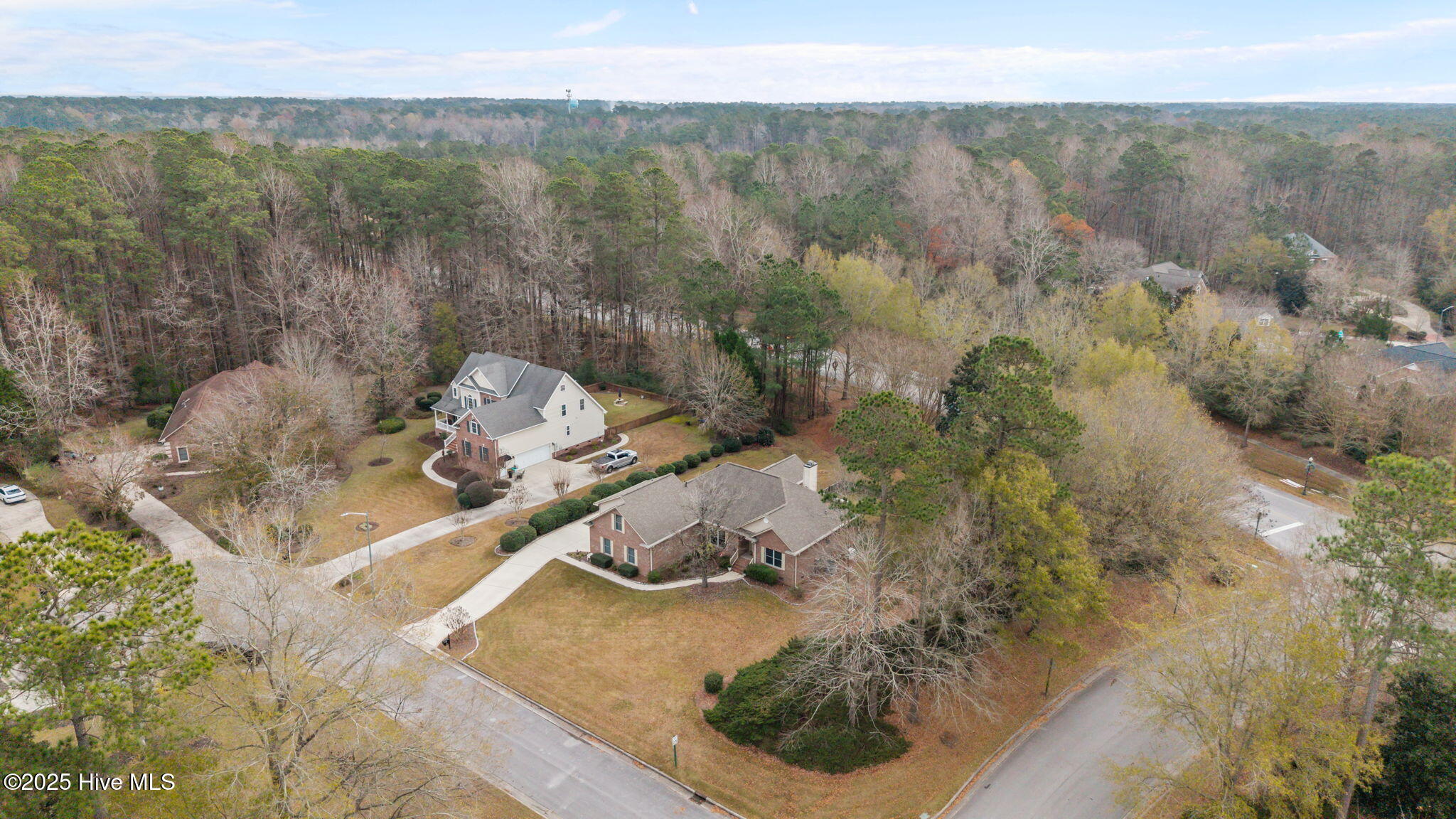 202 Geneva Court New Bern, NC 28562 - Photo 8 of 30 17-web-or-mls-DJI_20251204113155_0430_D