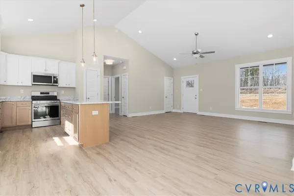 $329,900 | 5386 Mountain Creek Road, Green Bay, VA 23942
