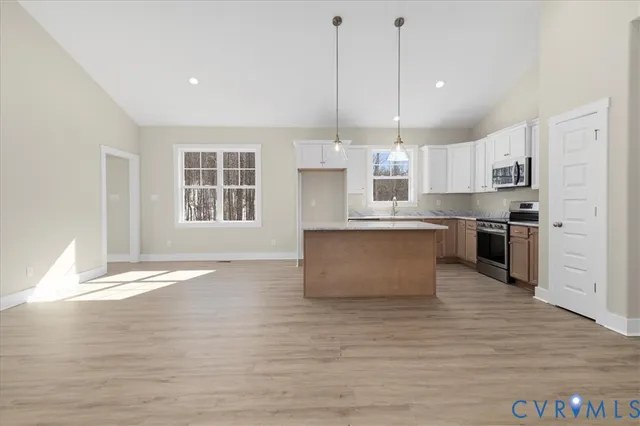 $349,900 | 5386 Mountain Creek Road, Green Bay, VA 23942