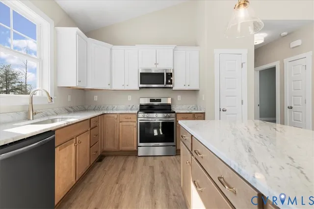 $349,900 | 5386 Mountain Creek Road, Green Bay, VA 23942