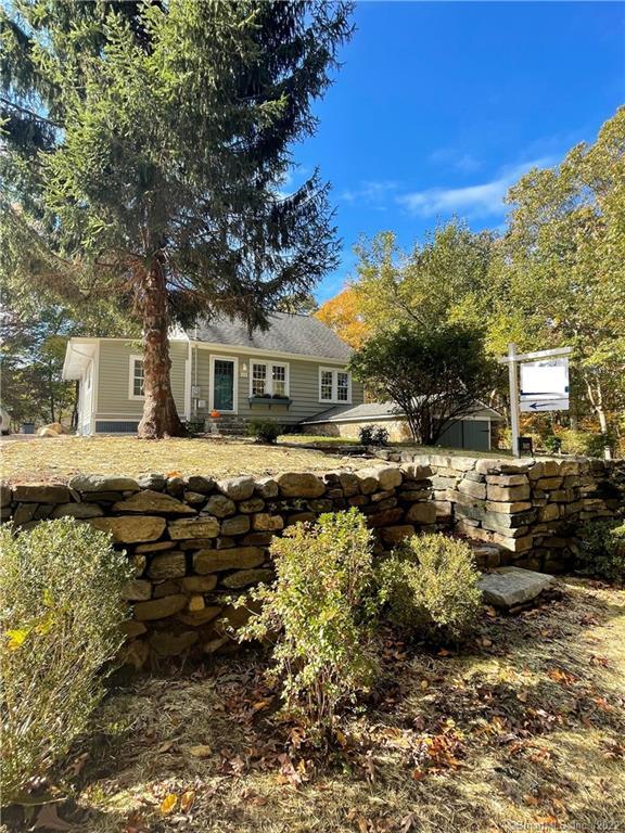 174 Twin Bridge Road Guilford, CT 06437 - Photo 1 of 1