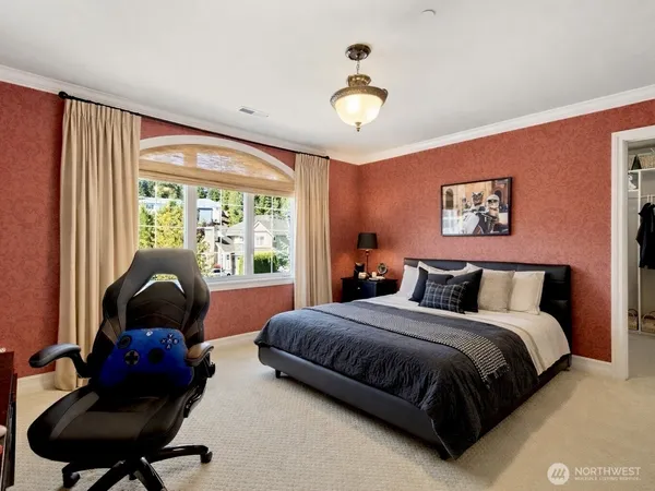 $2,150,000 | 14411 3rd Drive Southeast, Everett, WA 98208