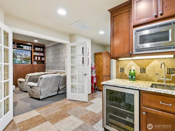 $2,150,000 | 14411 3rd Drive Southeast, Everett, WA 98208