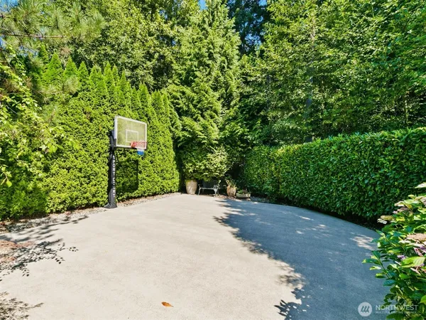 $2,150,000 | 14411 3rd Drive Southeast, Everett, WA 98208
