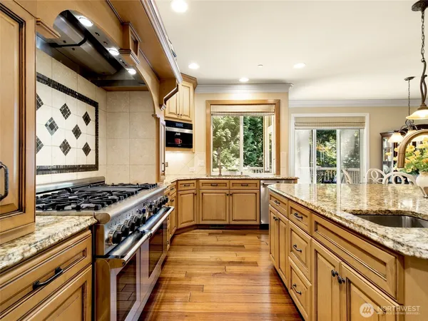 $2,150,000 | 14411 3rd Drive Southeast, Everett, WA 98208
