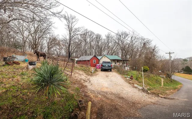 $120,000 | 1320 Chestnut Avenue, Cabool, MO 65689