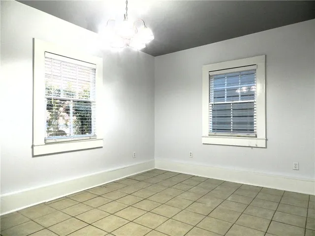 $1,800 | 4537 Canal Street, Unit B, New Orleans, LA 70119