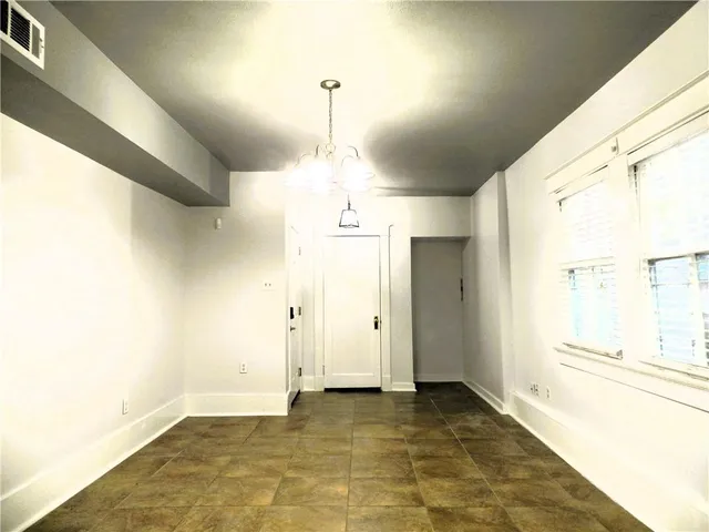 $1,800 | 4537 Canal Street, Unit B, New Orleans, LA 70119