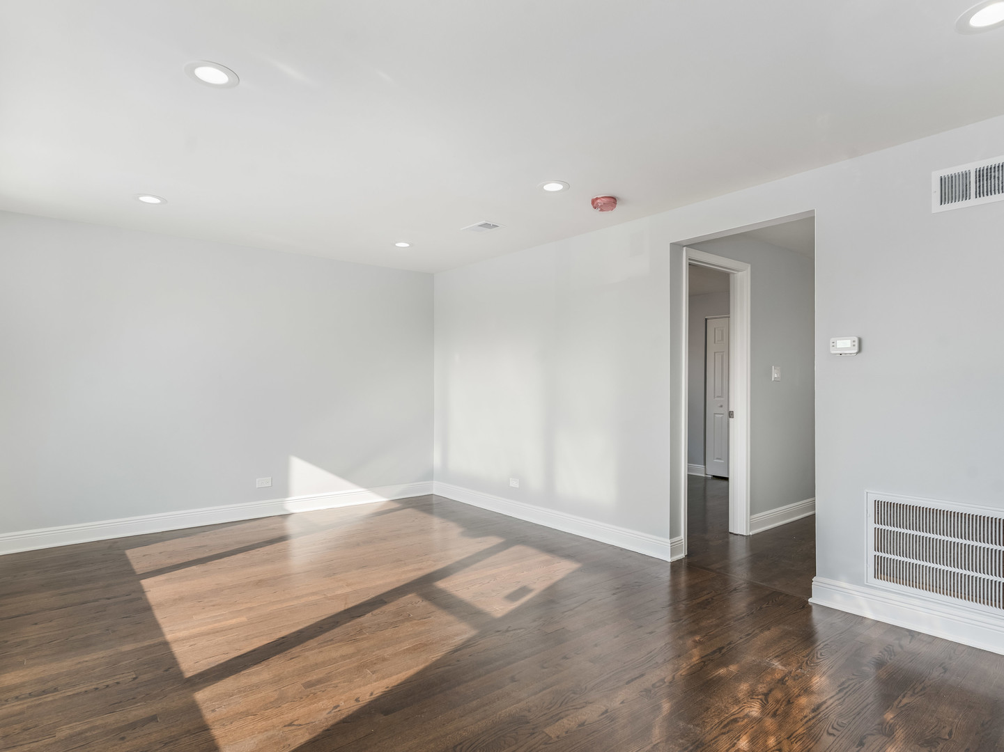 7502 64th Street Summit, IL 60501 - Photo 7 of 34