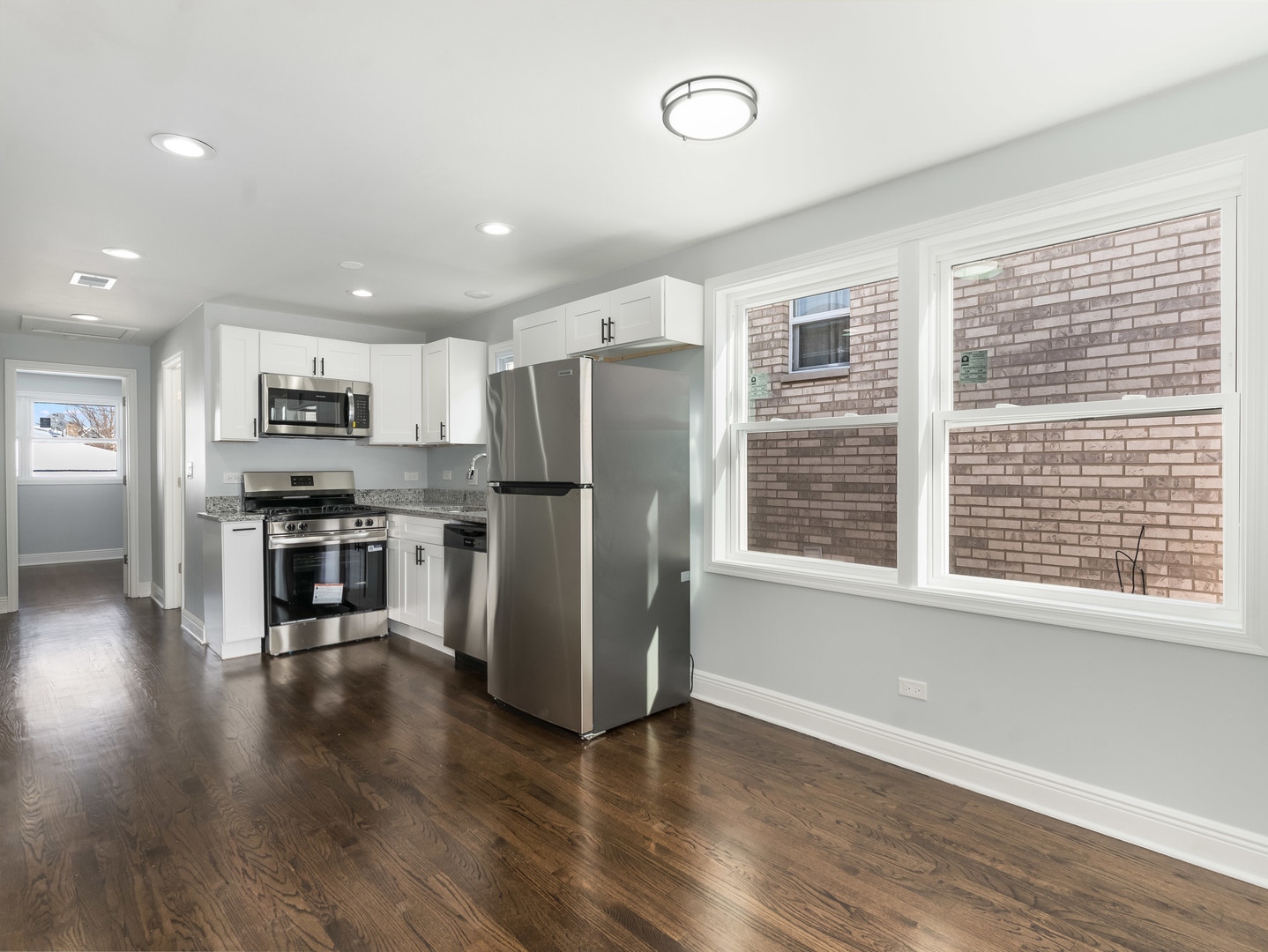 7502 64th Street Summit, IL 60501 - Photo 9 of 34