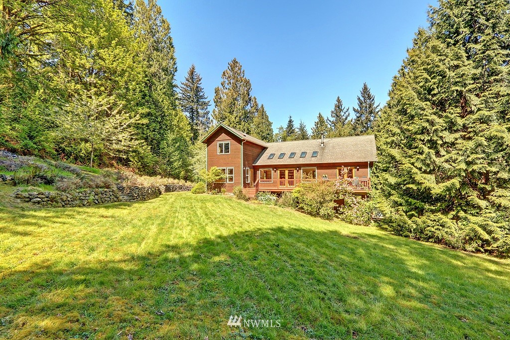 7818 Springridge Road Northeast Bainbridge Island, WA 98110 - Photo 1 of 25 Gallery Image 1