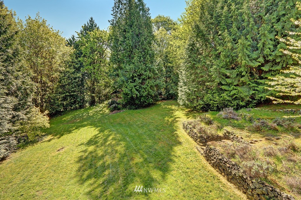 7818 Springridge Road Northeast Bainbridge Island, WA 98110 - Photo 7 of 25 Gallery Image 7