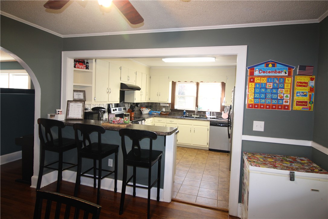 307 Augusta Road Clemson, SC 29631 - Photo 6 of 18