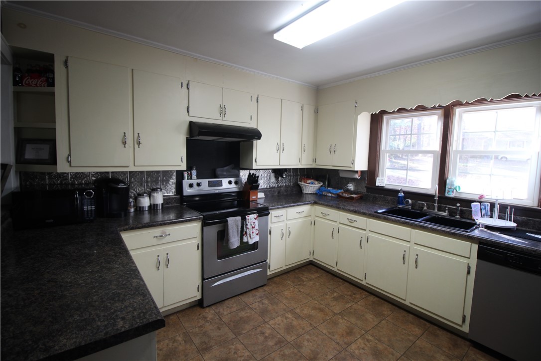 307 Augusta Road Clemson, SC 29631 - Photo 8 of 18