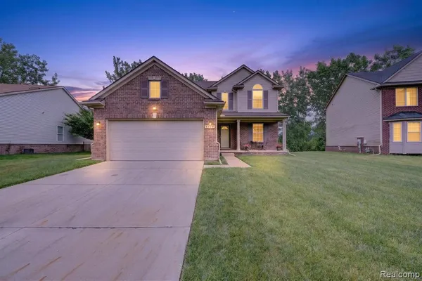 $340,000 | 6119 Treetops Drive, Romulus, MI 48174