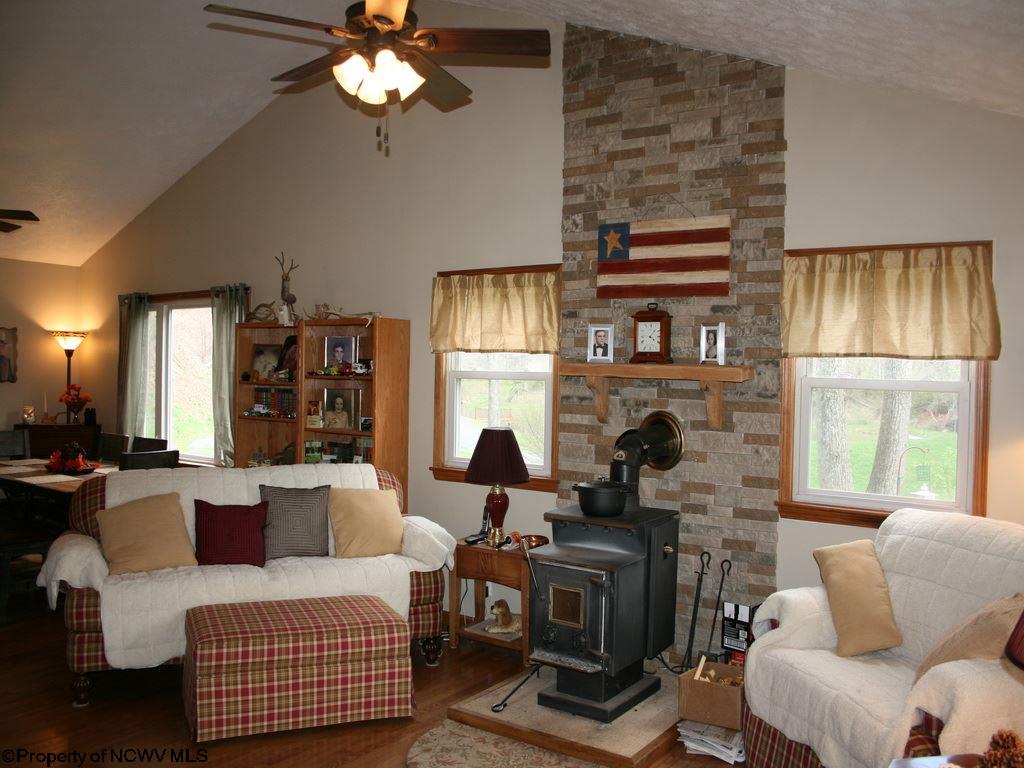 3398 Broad Run Center Point, WV 26339 - Photo 10 of 20 Gallery Image 10