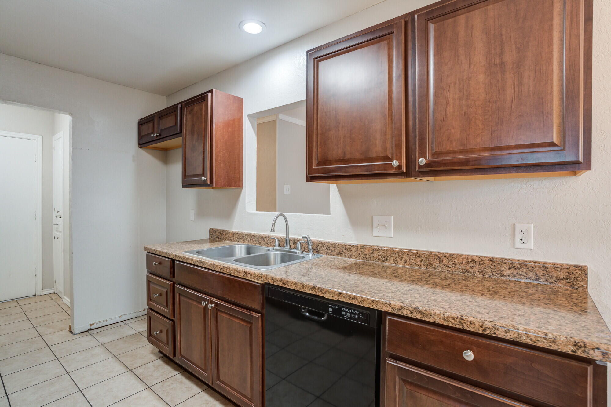2621 76th Street Lubbock, TX 79423 - Photo 12 of 31 DSC07636_37_38_39_40