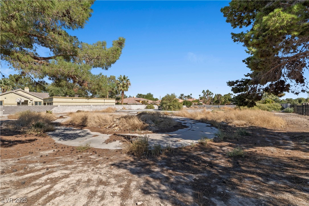 6690 South Pecos Road Las Vegas, NV 89120 - Photo 5 of 21
