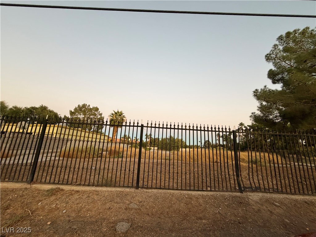 6690 South Pecos Road Las Vegas, NV 89120 - Photo 8 of 21