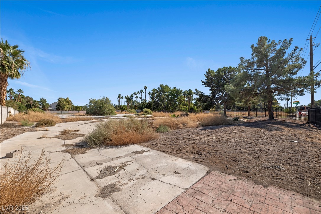 6690 South Pecos Road Las Vegas, NV 89120 - Photo 10 of 21