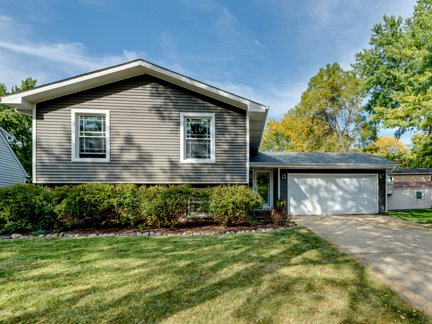 1940 Powder River Path Elgin, IL 60123 - Photo 1 of 19 Gallery Image 1
