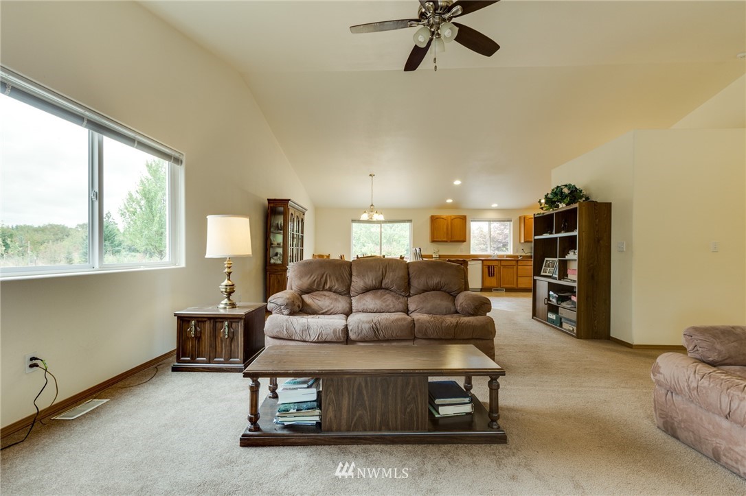 471-13 Gore Road Onalaska, WA 98570 - Photo 7 of 25 Gallery Image 7