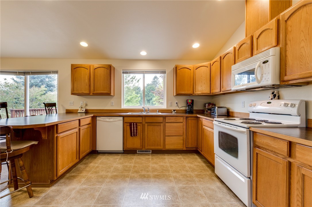 471-13 Gore Road Onalaska, WA 98570 - Photo 9 of 25 Gallery Image 9