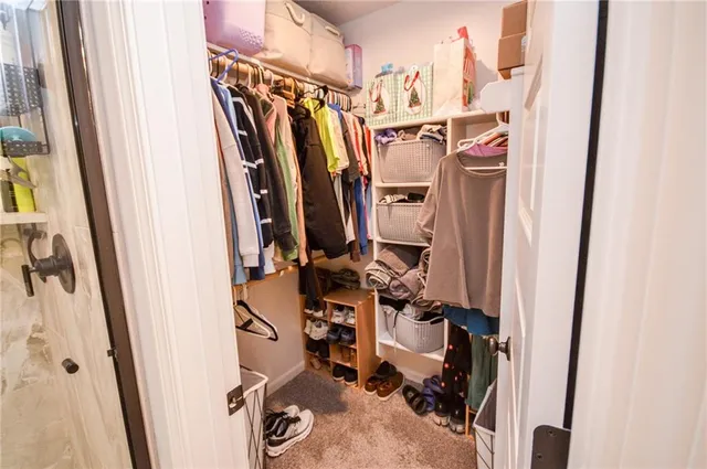 $379,000 | 1103 Northwest 4th Street, Oak Grove, MO 64075