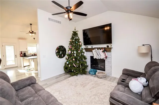 $379,000 | 1103 Northwest 4th Street, Oak Grove, MO 64075