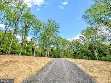 $230,000 | 3964 Hidden Valley Lane, Linden, VA 22642