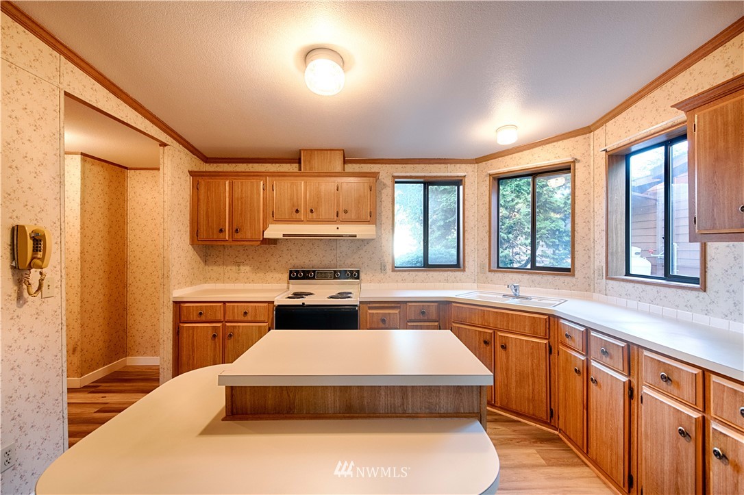 24027 10th Place West Bothell, WA 98021 - Photo 13 of 40