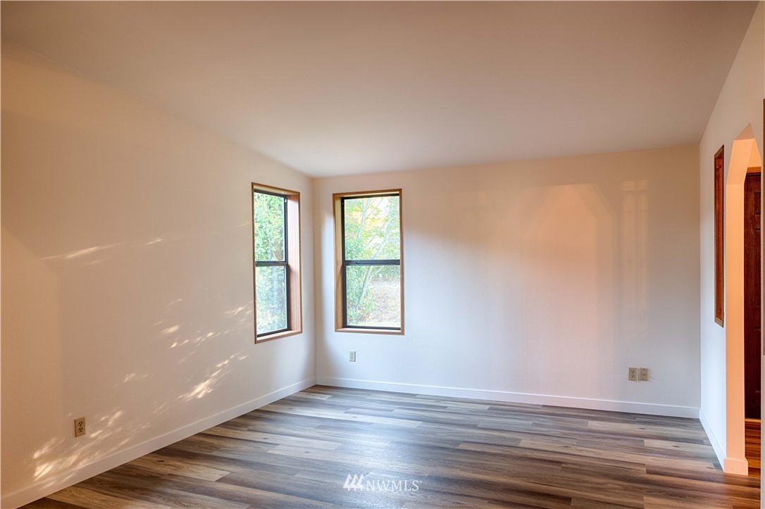 24027 10th Place West Bothell, WA 98021 - Photo 15 of 40