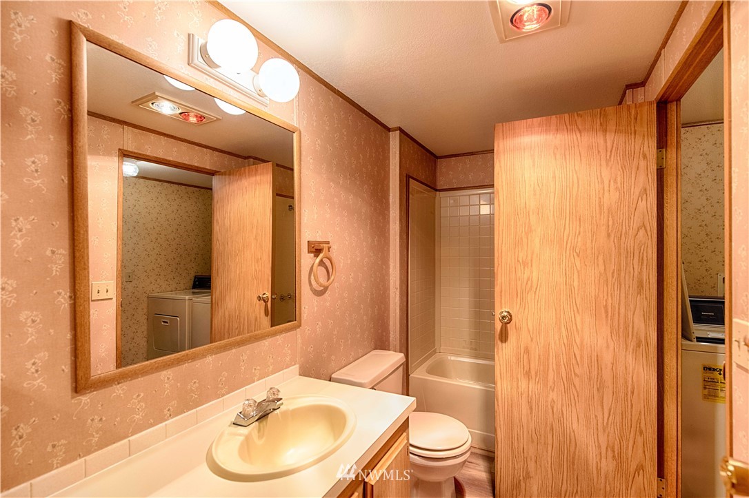 24027 10th Place West Bothell, WA 98021 - Photo 24 of 40