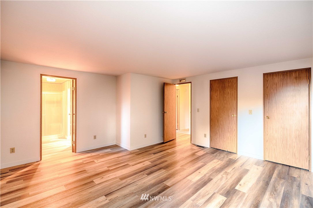 24027 10th Place West Bothell, WA 98021 - Photo 29 of 40