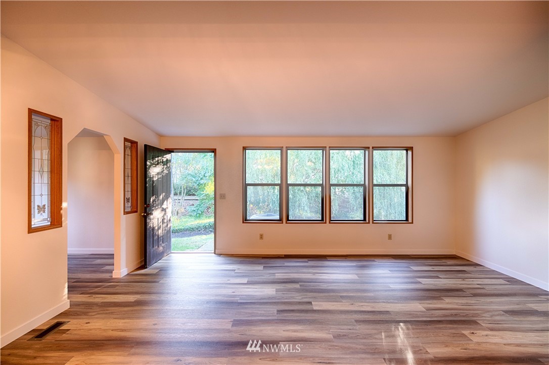24027 10th Place West Bothell, WA 98021 - Photo 38 of 40