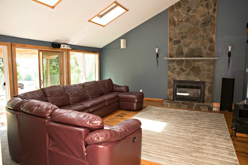 502 Riverside Drive Lawrence, MA 01841 - Photo 2 of 9 Gallery Image 2