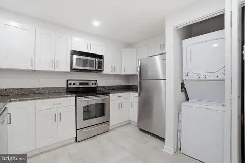 $2,500 | 1312 Massachusetts Avenue Northwest, Unit 110, Washington, DC 20005