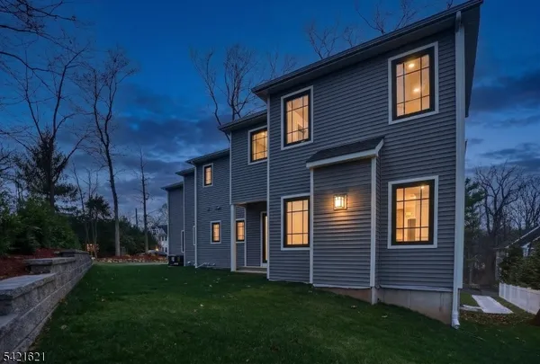$1,600,000 | 1345 Overhill Street, Westfield, NJ 07090