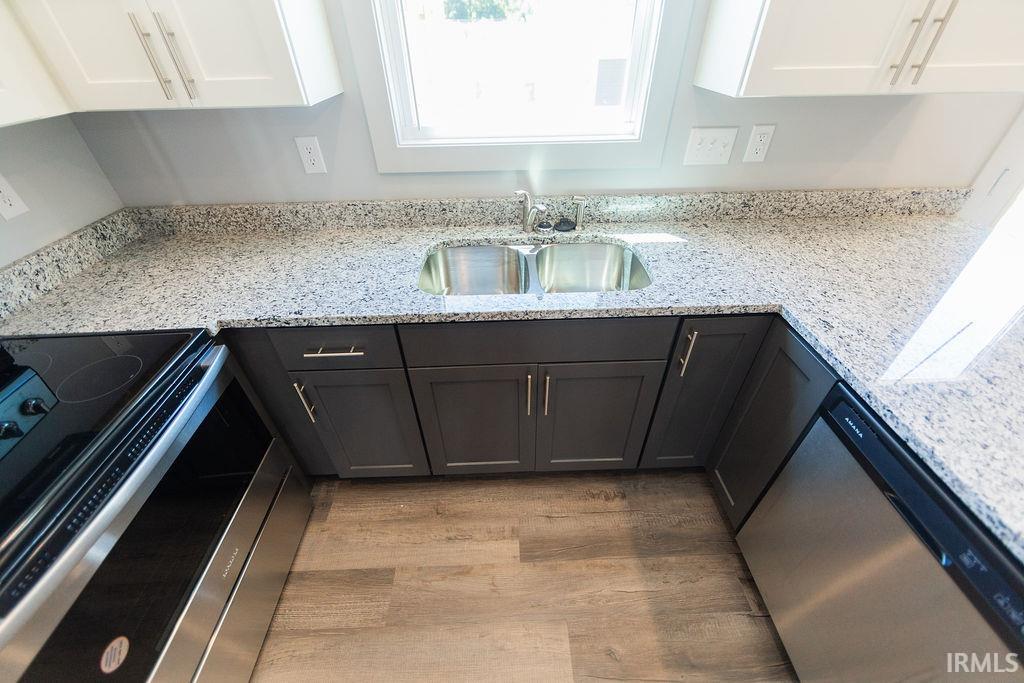 1259 West Rangeview Circle Bloomington, IN 47403 - Photo 8 of 32