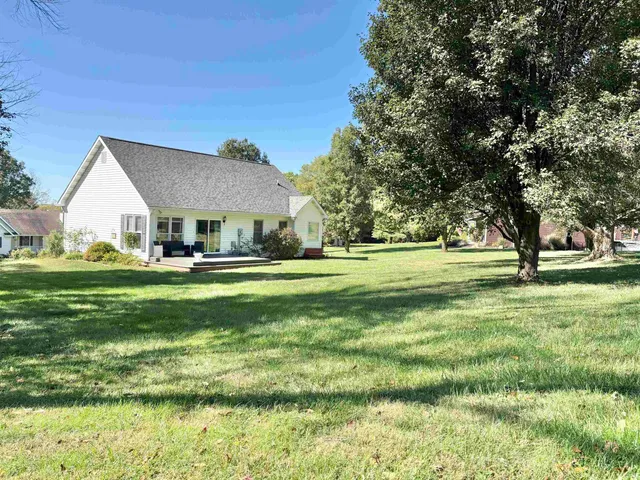 $275,000 | 960 Quail Ridge Circle, Vincennes, IN 47591